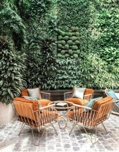 Vertical garden