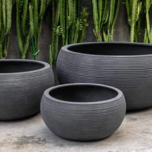 Pot dan Planter Taman Minimalis