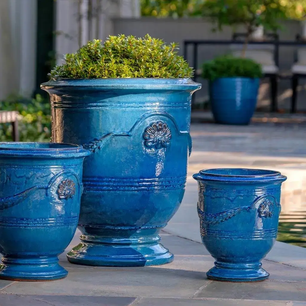 Pot dan Planter Taman Minimalis