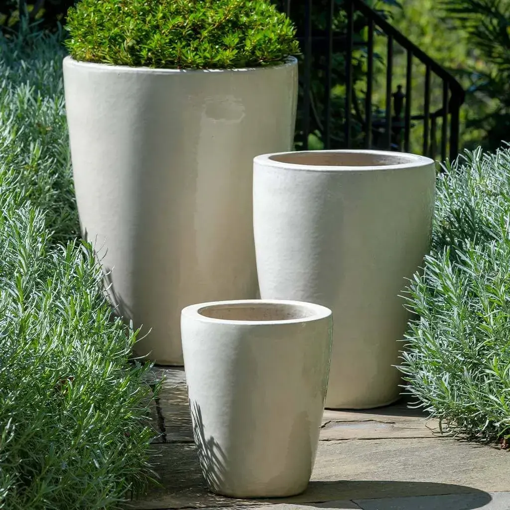 Pot dan Planter Taman Minimalis