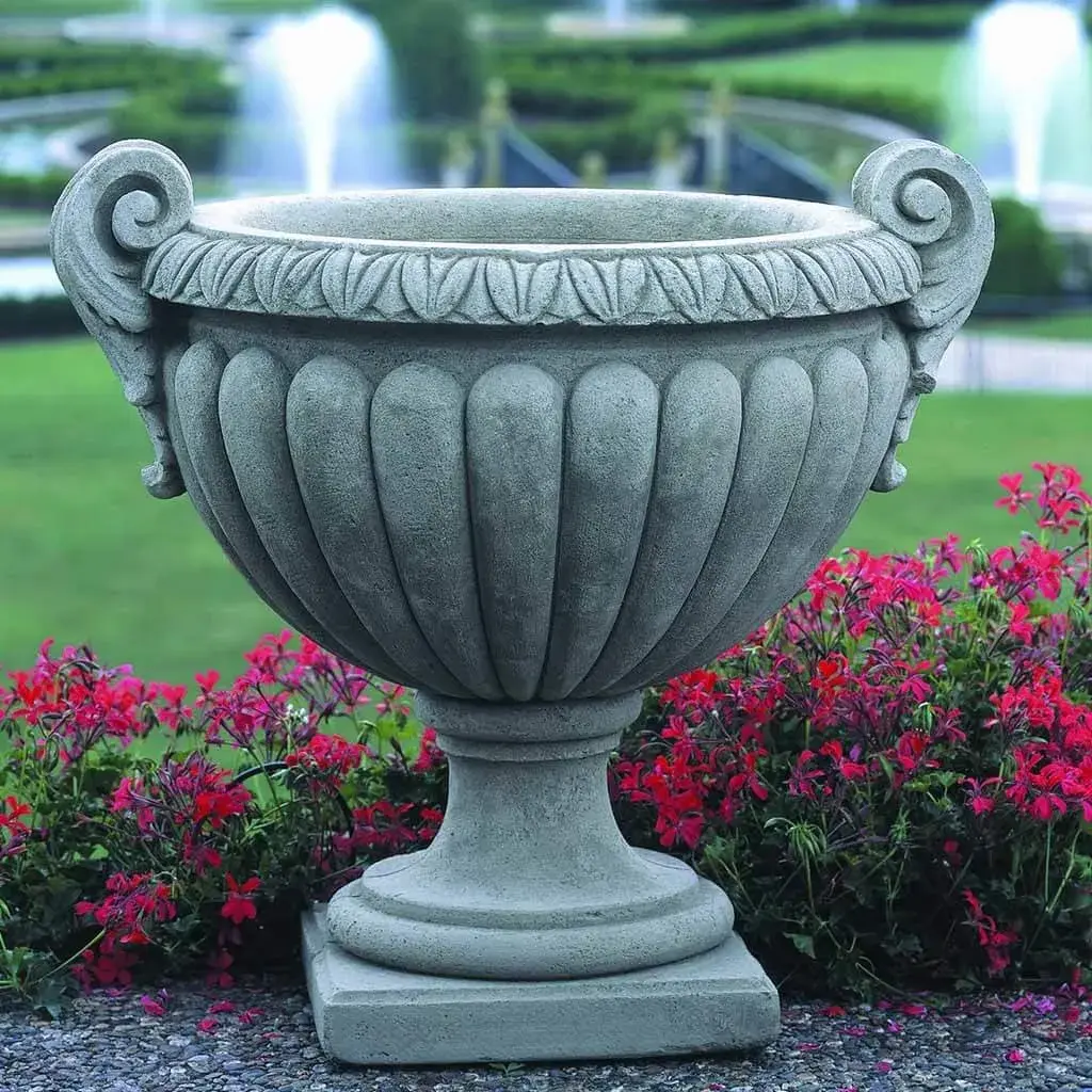 Pot dan Urn Elegan