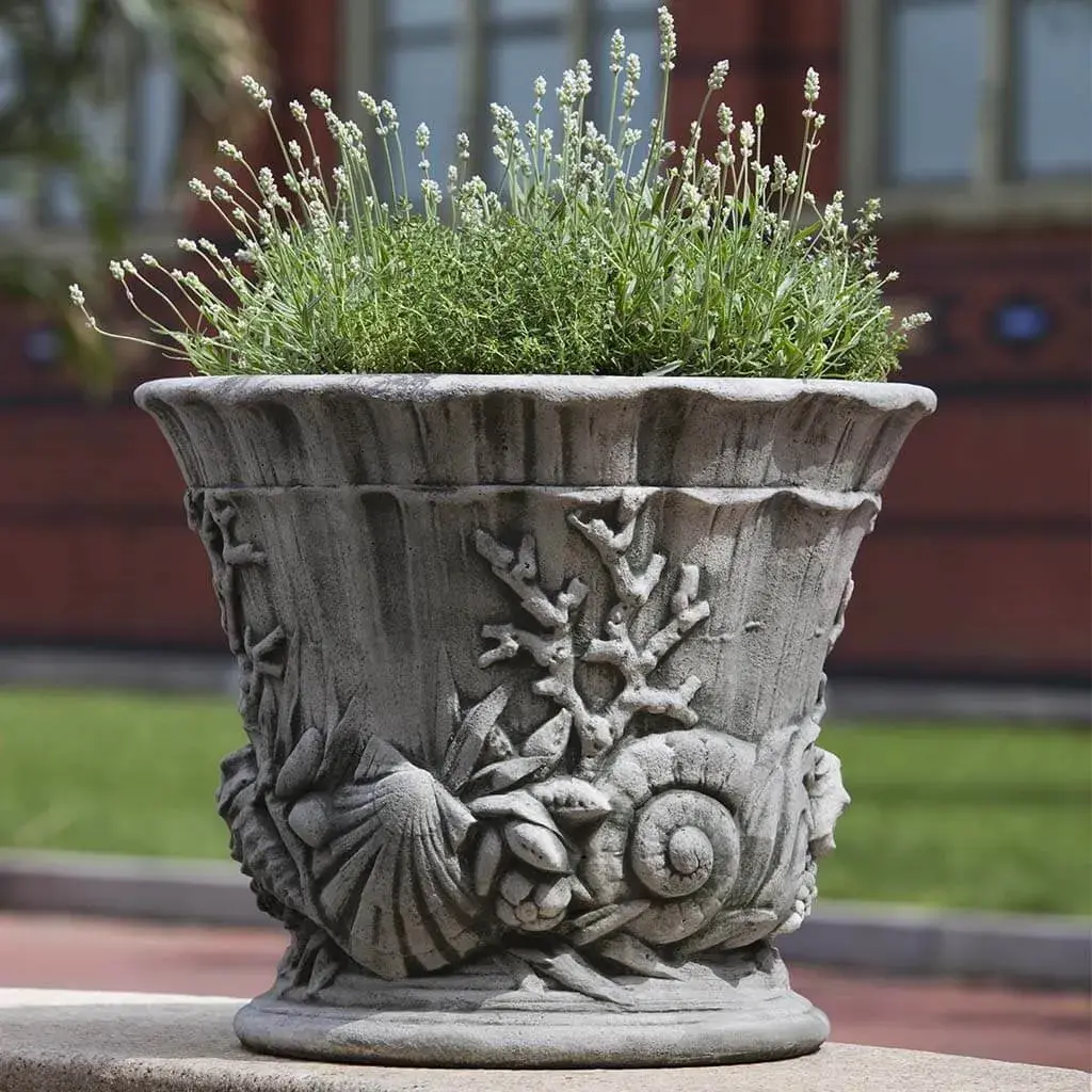 Pot dan Urn Elegan