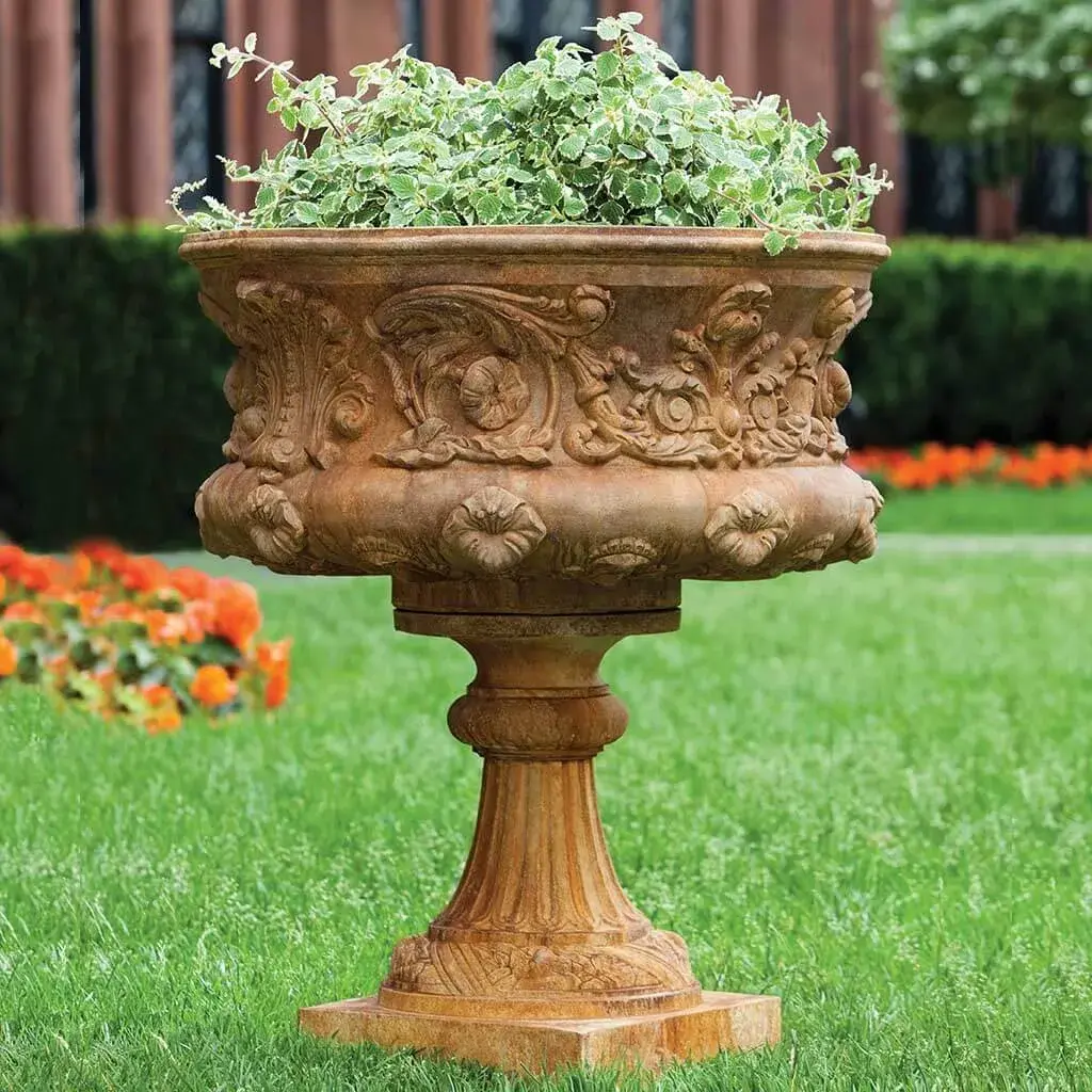 Pot dan Urn Elegan