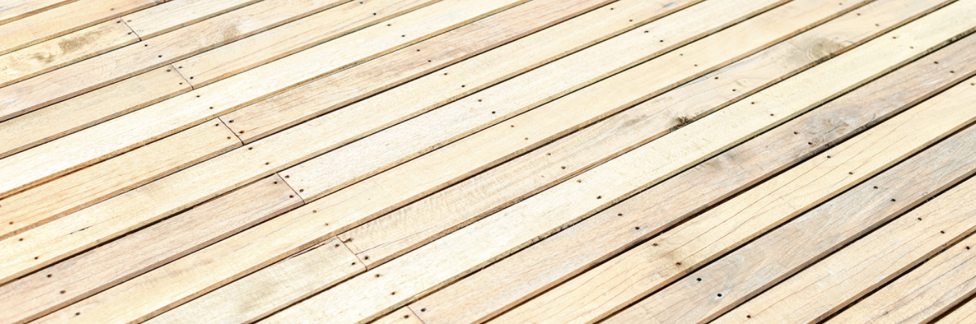 Decking Kayu
