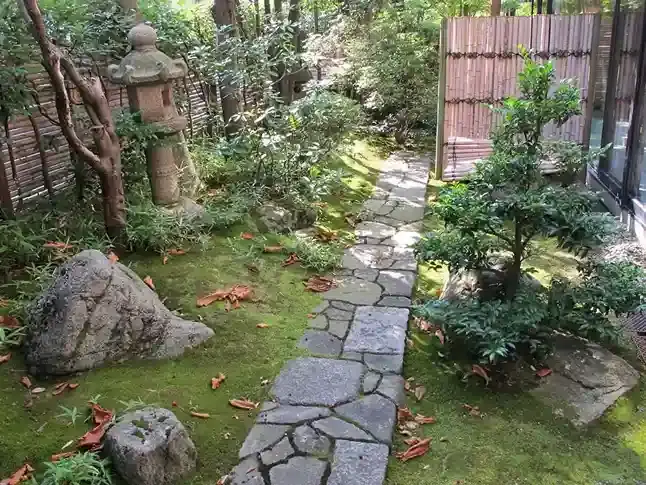 Filosofi Zen dalam Taman Jepang