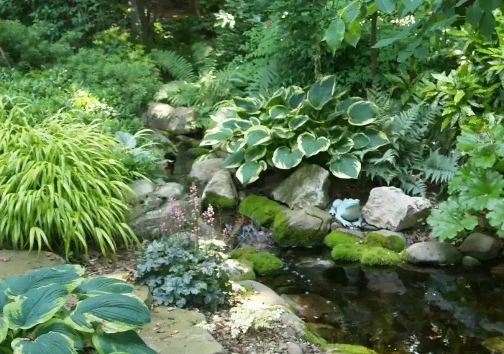 sungai simbolik dalam taman Jepang
